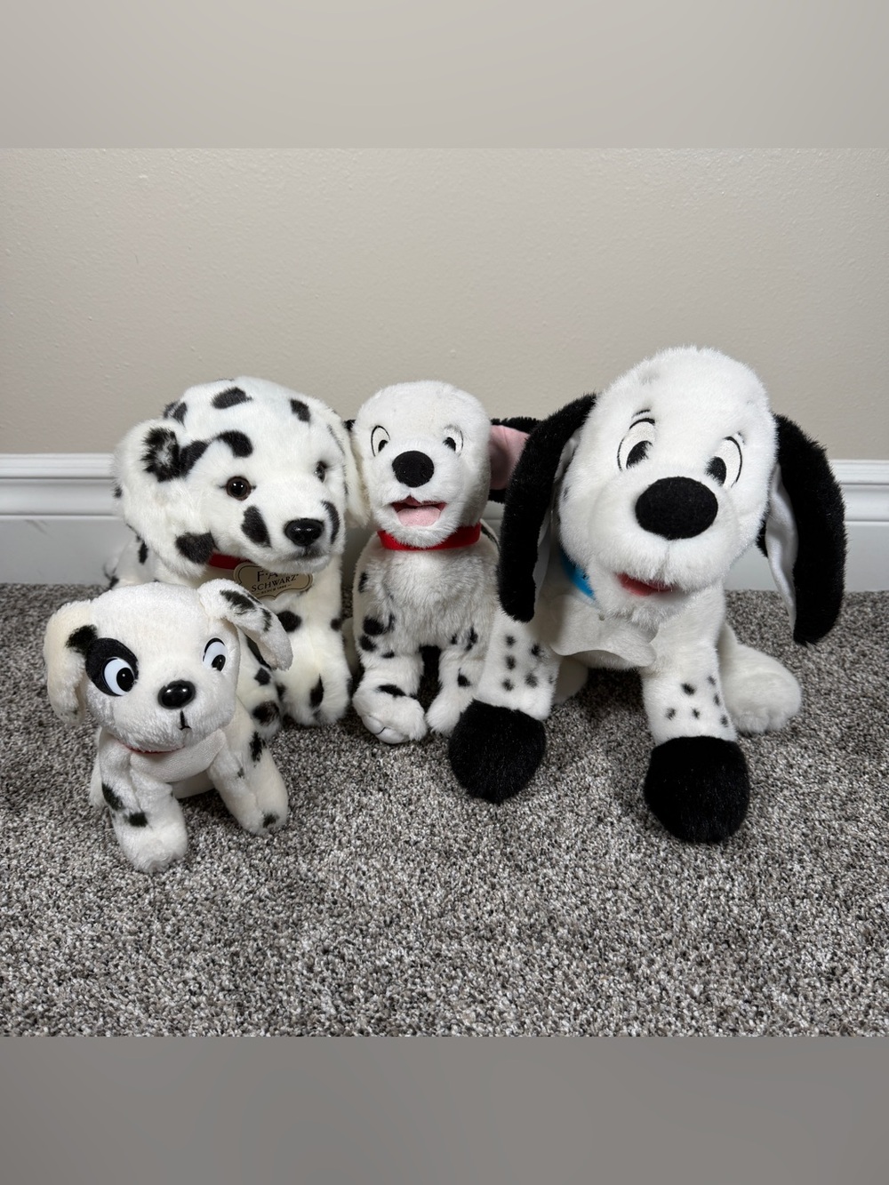 101 Dalmatians Plush Lot 4 Vintage Stuffed Animals Dog FAO Schwarz Disney